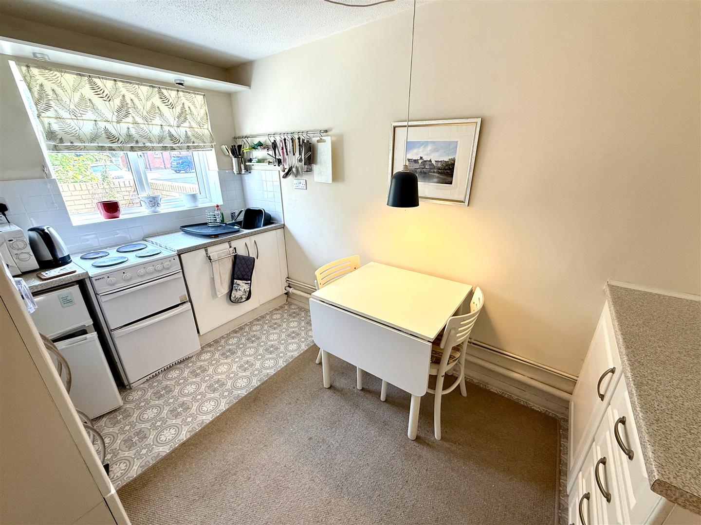 Highmoor, Marina, Swansea, SA1 1YE